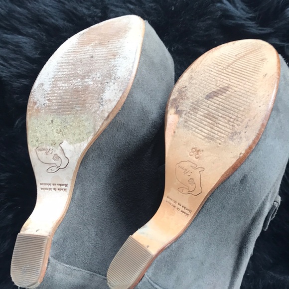 Plomo Suede Platform Peep-toes - Picture 5 of 5